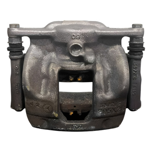 Pinça De Freio Mb Gla 200 1.6 Turbo 2015