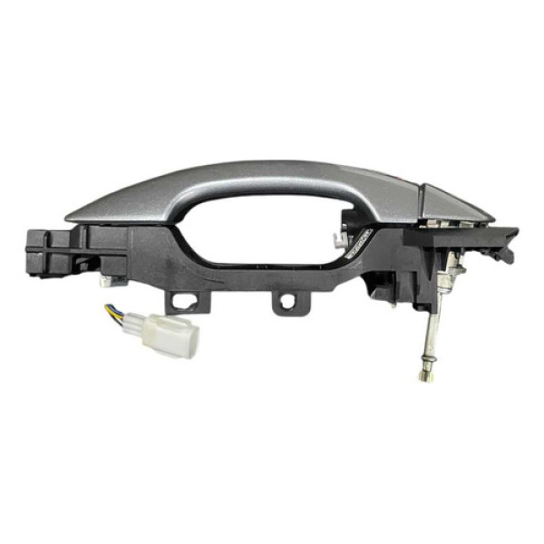 Maçaneta De Porta Dianteira Esquerda Mb Cla 1.6 Turbo 2015 Prateado Dianteira