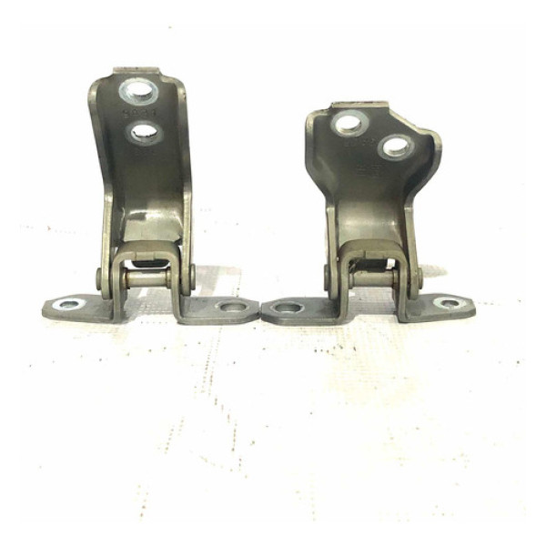 Dobradiça De Porta Dianteira Direita Suzuki Vitara 4you 2018