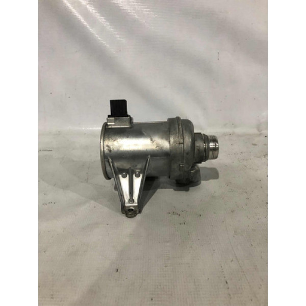 Bomba De Agua Elétrica Volvo Xc40 2.0 T4 Momentum 2020