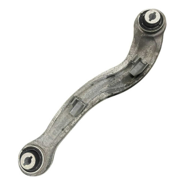 Braço Superior Traseiro Esq Velar  R Dynamic  2019