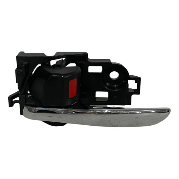 Maçaneta Interna Dianteira Esquerda Toyota Prius Nga 2019 Dianteira