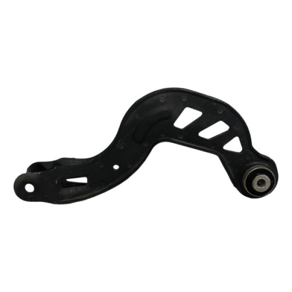 Braço Curvo Traseiro Esquerdo Mb Gla 200 1.6 Turbo 2014 2015