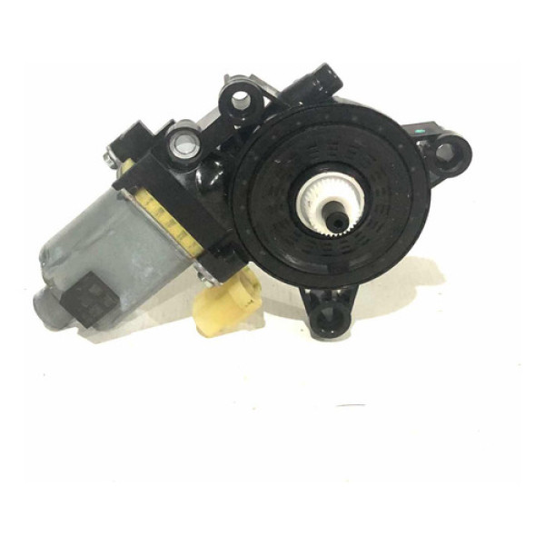 Motor Do Vidro Elétrico Dianteira Direita Kia Cerato 19/22