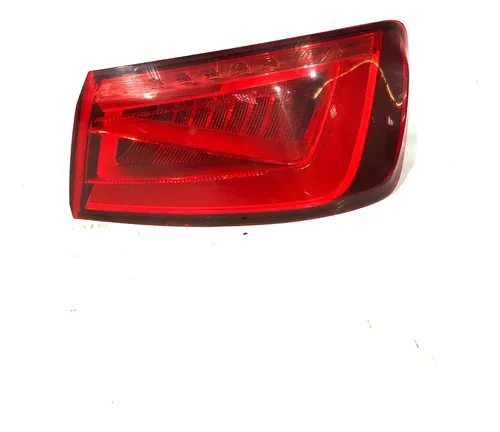 Lanterna Traseira Direita Audi A3 1.4  Sedan 2014/2016 Direito Vermelho